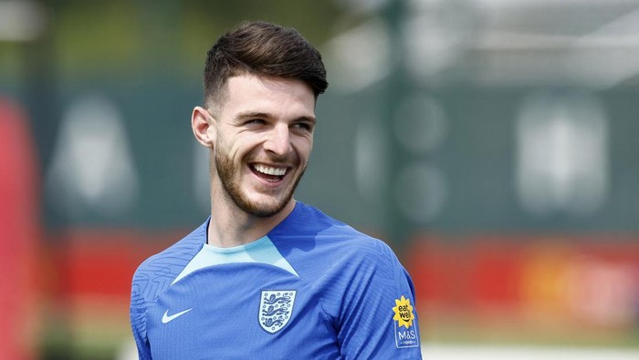 Soccer Football - UEFA Euro 2024 Qualifier - England Training - Aon Training Complex, Carrington, Britain - June 18, 2023 Englands Declan Rice during training Action Images via Reuters/Jason Cairnduff