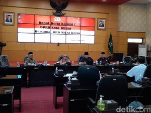 Tanggapan Dispendukcapil Kota Blitar Soal Dugaan Titip KK untuk PPDB SMA/SMK Tanggapan Dispendukcapil Kota Blitar Soal Dugaan Titip KK untuk PPDB SMA/SMK
