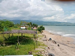 Pantai Ngampa, Pesona Indah Alami di Dompu