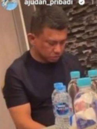 Unggahan Ajudan Pribadi dan Ferdy Sambo