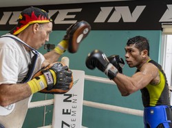 Petinju Hebi Marapu Bidik Panggung Dunia di Tokyo