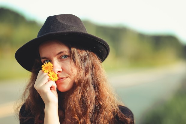 Ilustrasi wajah Taurus tanpa makeup/Foto: pexels.com/serjosoza Taurus memiliki struktur wajah yang lembut, bibirnya yang lembut, dan keharmonisan antara kerlingan mata dan keanggunan tingkahnya/Foto: pexels.com/serjosoza