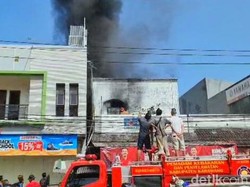 Api Membara di Bengkel Motor Cikampek