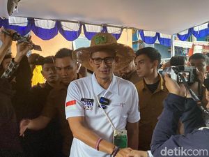 Sandiaga Uno Puji Desa Wisata Lantebung di Makassar Berbasis Ekoturisme