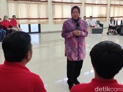 Temui Korban TPPO di Sleman, Menteri Risma Janji Bantu Selesaikan Utang