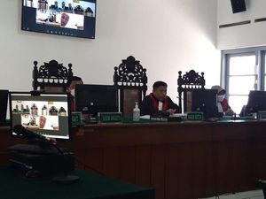 2 Pemalsu Merek Garam Ndang Ndut di Solo Dituntut 2 Tahun Penjara 2 Pemalsu Merek Garam Ndang Ndut di Solo Dituntut 2 Tahun Penjara