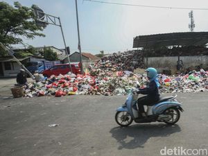 Komunitas Nilai TPST Bukan Solusi Atasi Sampah di Depok: Bisa Cemari Udara Komunitas Nilai TPST Bukan Solusi Atasi Sampah di Depok: Bisa Cemari Udara