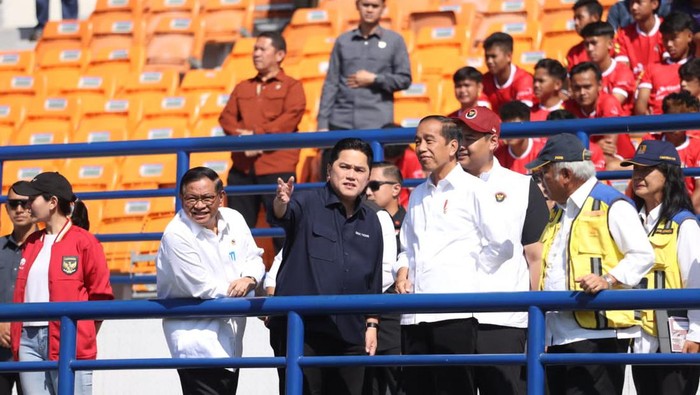 Presiden RI Joko Widodo hadir di Stadion Si Jalak Harupat, Soreang, Kabupaten Bandung, Rabu (12/7/2023), tempat digelarnya seleksi Timnas Indonesia U-17.