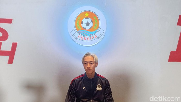 Persipa Pati memperkenalkan Takuto Miki asal Jepang sekaligus menjadi klub Liga 2 pertama yang merekrut pilar asing.