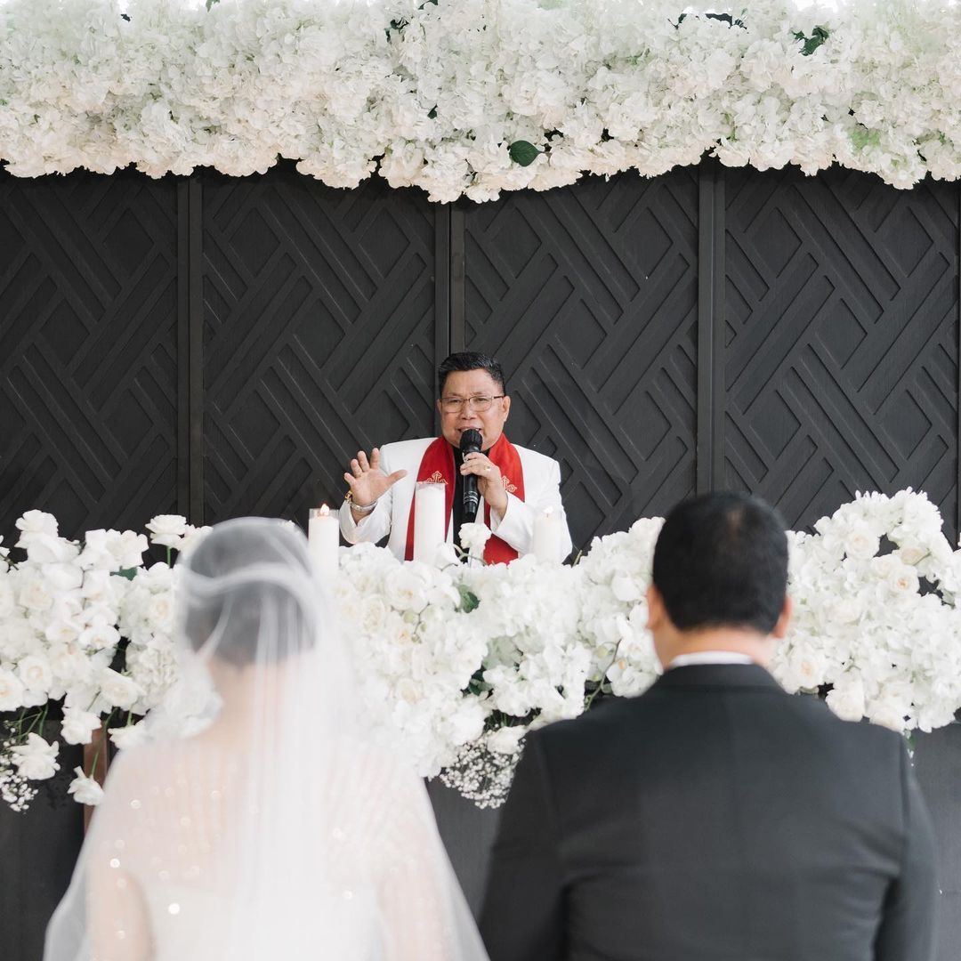 Tina Toon resmi menikah