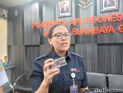 KA Lokal Commuter Line Daop 8 Surabaya Bakal Terapkan Cashless Terintegrasi