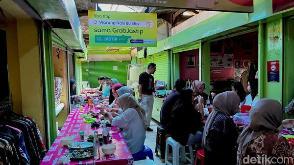 Nostalgia 10 Kuliner Legendaris Bandung, Ada yang Sejak 1929!