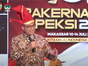 Satu Kata Anies untuk Prabowo dan Ganjar: Patriot dan Sahabat Lama Satu Kata Anies untuk Prabowo dan Ganjar: Patriot dan Sahabat Lama
