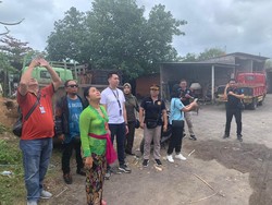 Bareskrim Polri Awasi Satpol PP Badung Bongkar Tower Bodong