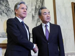 Blinken Akan Bertemu Diplomat China Wang Yi di KTT ASEAN