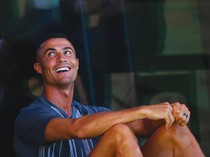 Ronaldo Balik ke Al Nassr: Assalamualaikum