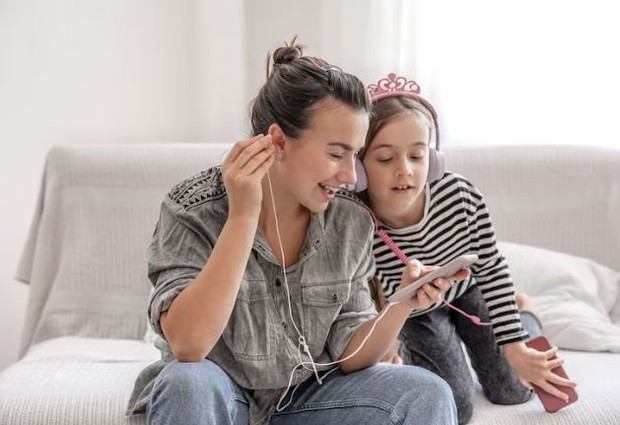 Democrative Parenting. foto freepik.com: pvproductions Democrative Parenting. foto freepik.com: pvproductions