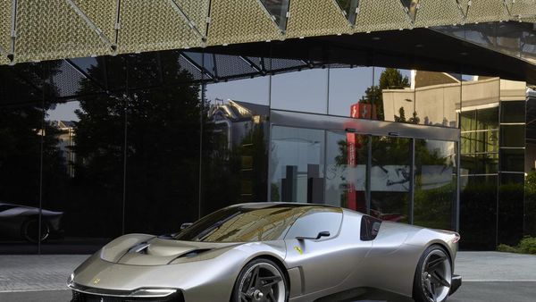 Tampang Keren Ferrari KC23, Cuma Ada 1 di Dunia