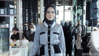 10 Foto Koleksi Busana Muslim ala Lady Boss dari Vanilla Hijab