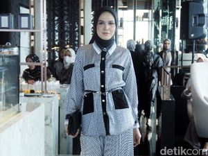 10 Foto Koleksi Busana Muslim ala Lady Boss dari Vanilla Hijab