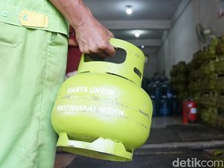 Wajib Tahu! Mulai Hari Ini Beli LPG 3 Kg Harus Bawa KTP