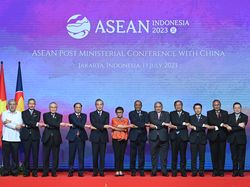 ASEAN-China Sepakat Percepat Negosiasi Kode Etik di Laut China Selatan