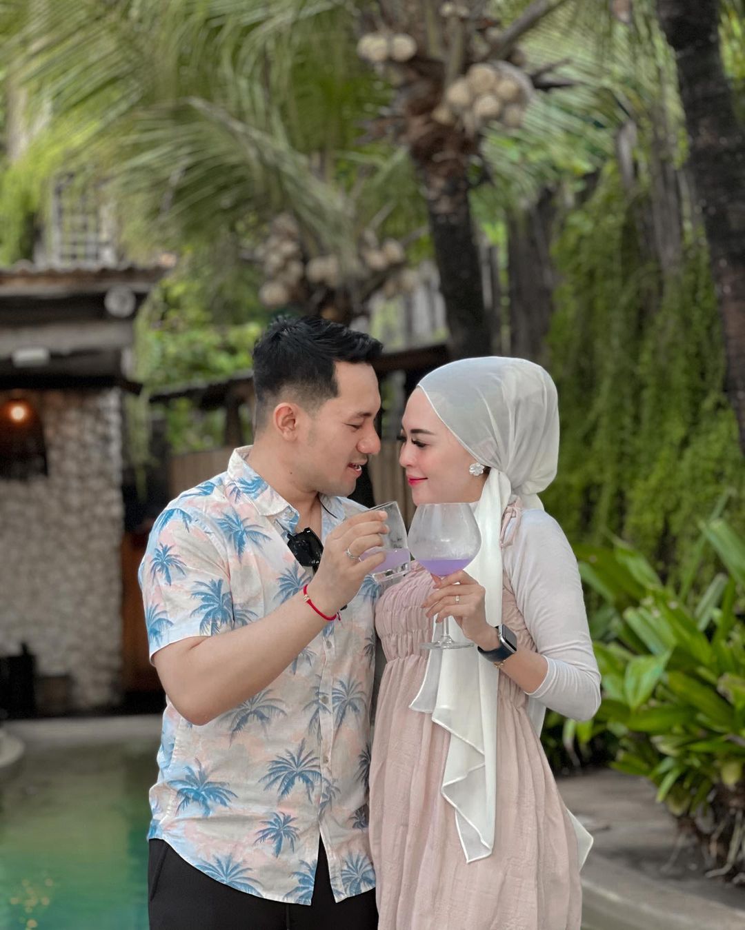Meylisa Zaara & Suami Meylisa Zaara & Suami