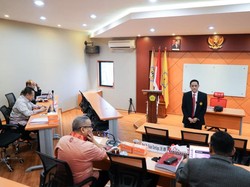 Jadi Dosen Penguji, Bamsoet Dukung Disertasi soal Mediasi Kasus Kesehatan