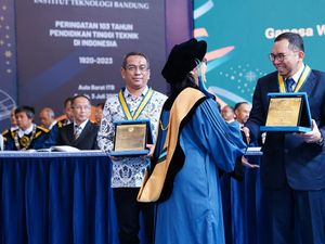 Dukung Perkembangan Iptek, Paragon Raih Penghargaan Tertinggi ITB