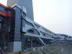 Melihat Pembangunan JPM Dukuh Atas yang Bakal Hubungkan Stasiun KRL-LRT