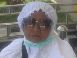 Cerita Bahagia Samilah Dapat Layanan Haji Ramah Lansia di Tanah Suci