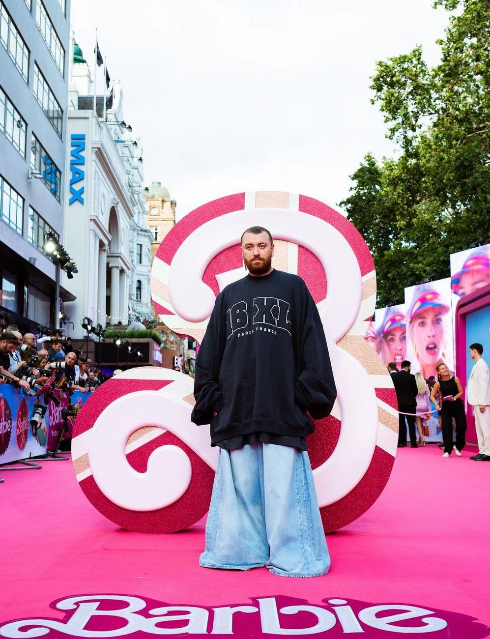 Sam Smith di premier Barbie.