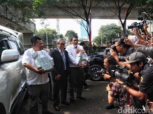 Kejagung Geledah Kantor Maqdir Ismail Buntut Kasus Korupsi BTS