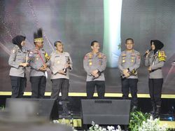 Pimpinan Komisi III DPR Puji Penerima Hoegeng Awards 2023: Jadi Inspirasi