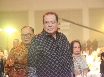 Chairul Tanjung hingga Kapolri Hadiri Hoegeng Awards 2023