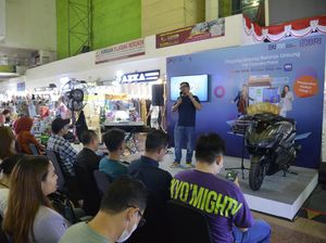 BRI Bagi-bagi Undian Promo buat Pedagang-Pengunjung Pasar Tanah Abang