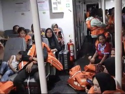 KM Sakura Express Mati Mesin, 2 Penumpang Anak-anak Dilarikan ke RS
