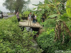 2 ABG Banyumas Duel Maut Pakai Celurit demi Adu Kuat