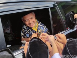 Ganjar Bagi Pengalaman Majukan Desa Wisata ke Walkot Pariaman