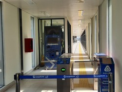 Warga Kecewa Halte TransJ Gatot Subroto LIPI Tak Jadi Beroperasi Hari Ini