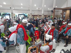 100 Jemaah Haji Embarkasi Solo Wafat, Mayoritas Sakit Stroke-Jantung