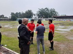 Sorotan Tajam Legislator soal Lapangan Venue Porprov Bak Kubangan