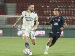 Persib Vs Dewa United: Duel Gelandang Mahal Liga 1