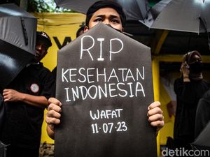 Gugat ke MK, IDI dkk Minta UU Kesehatan Dibatalkan! Gugat ke MK, IDI dkk Minta UU Kesehatan Dibatalkan!
