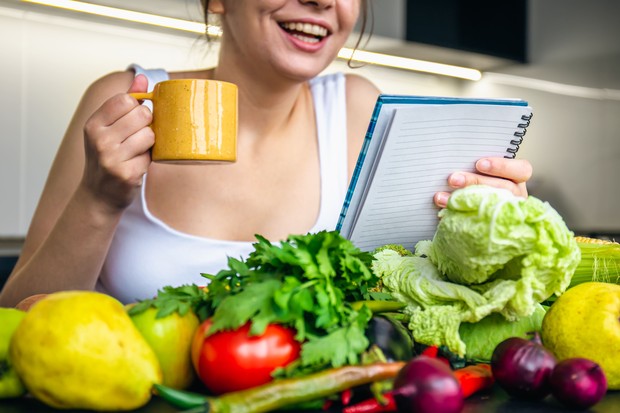 Mengenal 7 Jenis Diet yang Populer Untuk Cepat Turunkan Berat Badan