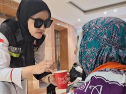 Video: Perhatian Khusus Petugas PPIH untuk Jemaah Lansia Tanpa Pendamping