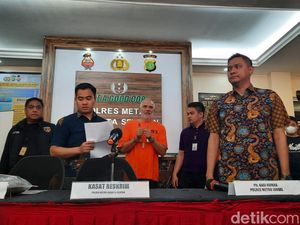 Acungan Jempol Pierre Gruno dalam Balutan Borgol Acungan Jempol Pierre Gruno dalam Balutan Borgol
