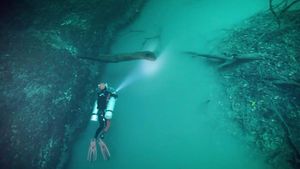 Penampakan Sungai di Bawah Laut, Mirip yang Disebutkan Al Quran