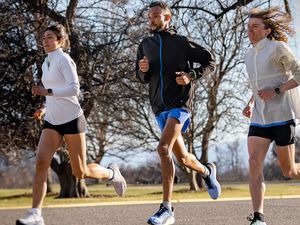 Amazfit Cheetah  Hadir untuk Teman Lari, Ini Fitur dan Harganya di RI Amazfit Cheetah  Hadir untuk Teman Lari, Ini Fitur dan Harganya di RI