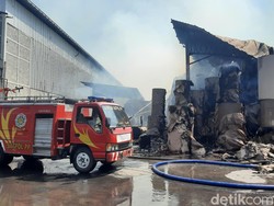 3.500 Ton Kertas Hangus, Kerugian Kebakaran Pabrik di Kudus Capai Rp 17,5 M